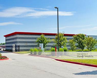Storage Units for Rent available at 700 SW 14th Street, Bentonville, AR 72712