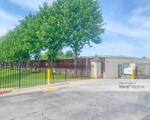 Source URL: https://cdnsc.rentcafe.com/dmslivecafe/3/1673842/1673842-1-3.jpg?width=-1&height=385&quality=80