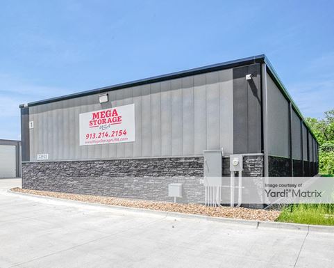 Source URL: https://cdnsc.rentcafe.com/dmslivecafe/3/1673871/1673871-1-5.jpg?width=-1&height=385&quality=80