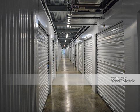 Source URL: https://cdnsc.rentcafe.com/dmslivecafe/3/1673872/1673872-1-4.jpg?width=-1&height=385&quality=80