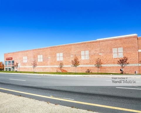 Source URL: https://cdnsc.rentcafe.com/dmslivecafe/3/1673879/1673879-1-4.jpg?width=-1&height=385&quality=80