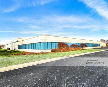 Storage Units for Rent available at 105 Albrecht Drive, Lake Bluff, IL 60044