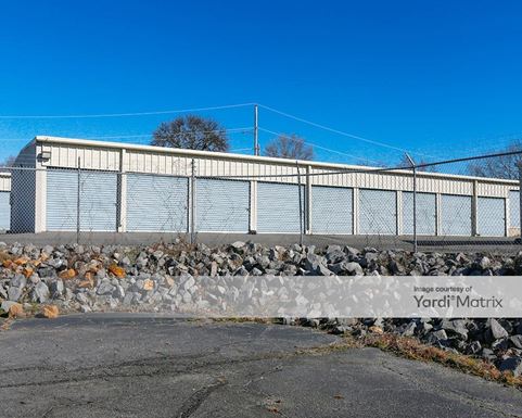 Source URL: https://cdnsc.rentcafe.com/dmslivecafe/3/1673892/1673892-1-4.jpg?width=-1&height=385&quality=80