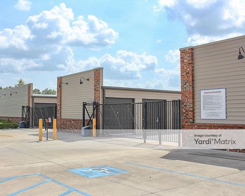 Source URL: https://cdnsc.rentcafe.com/dmslivecafe/3/1673957/1673957-1-6.jpg?width=-1&height=385&quality=80