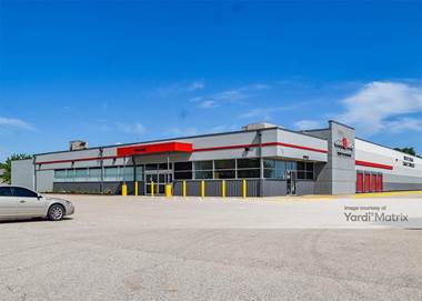 Storage Units for Rent available at 3525 Grant Line Road, New Albany, IN 47150