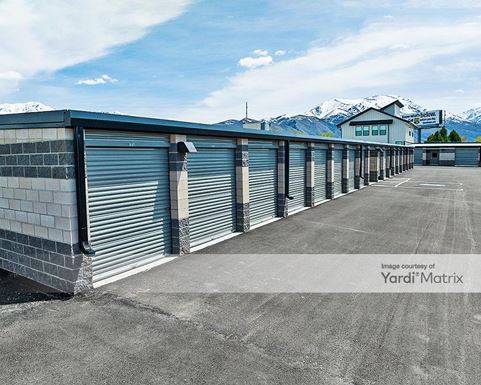 Source URL: https://cdnsc.rentcafe.com/dmslivecafe/3/1673964/1673964-1-3.jpg?width=-1&height=385&quality=80
