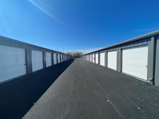 Source URL: https://cdnsc.rentcafe.com/dmslivecafe/3/1687038/c484e7cc_9ce5_4d48_b6f5_a709fe969dd6(20230621174523539).jpg?width=-1&height=385&quality=80