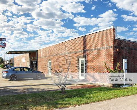 Source URL: https://cdnsc.rentcafe.com/dmslivecafe/3/1692840/1692840-1-3.jpg?width=-1&height=385&quality=80