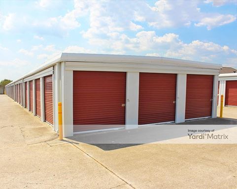 Source URL: https://cdnsc.rentcafe.com/dmslivecafe/3/1692857/1692857-1-4.jpg?width=-1&height=385&quality=80