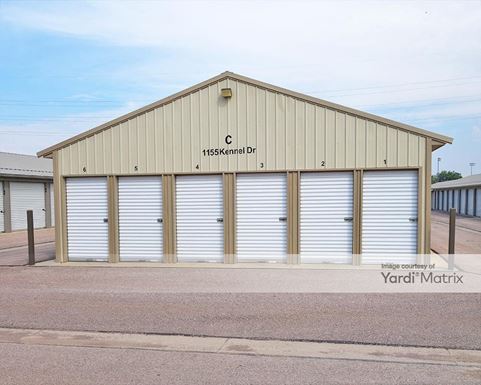 Source URL: https://cdnsc.rentcafe.com/dmslivecafe/3/1692861/1692861-1-3.jpg?width=-1&height=385&quality=80