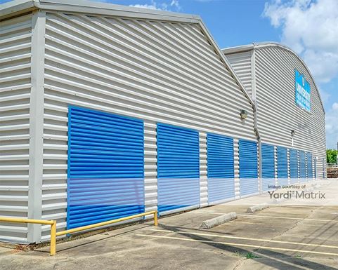 Source URL: https://cdnsc.rentcafe.com/dmslivecafe/3/1692876/1692876-1-3.jpg?width=-1&height=385&quality=80