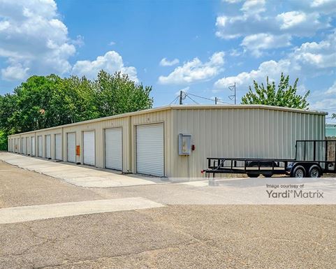 Source URL: https://cdnsc.rentcafe.com/dmslivecafe/3/1692898/1692898-1-3.jpg?width=-1&height=385&quality=80