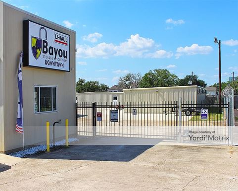 Source URL: https://cdnsc.rentcafe.com/dmslivecafe/3/1692904/1692904-1-2.jpg?width=-1&height=385&quality=80