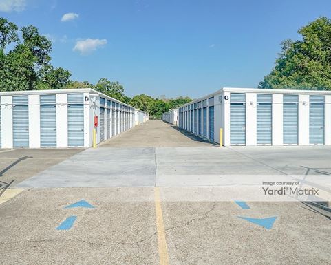 Source URL: https://cdnsc.rentcafe.com/dmslivecafe/3/1692907/1692907-1-6.jpg?width=-1&height=385&quality=80