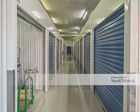 Source URL: https://cdnsc.rentcafe.com/dmslivecafe/3/1692932/1692932-1-4.jpg?width=-1&height=385&quality=80