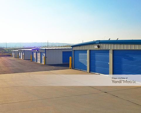 Source URL: https://cdnsc.rentcafe.com/dmslivecafe/3/1692940/1692940-1-4.jpg?width=-1&height=385&quality=80