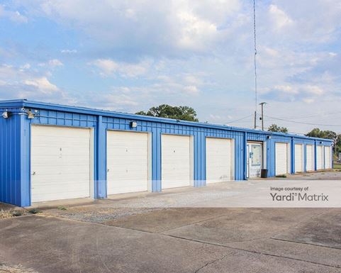 Source URL: https://cdnsc.rentcafe.com/dmslivecafe/3/1692947/1692947-1-4.jpg?width=-1&height=385&quality=80