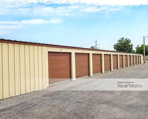 Source URL: https://cdnsc.rentcafe.com/dmslivecafe/3/1692961/1692961-1-3.jpg?width=-1&height=385&quality=80