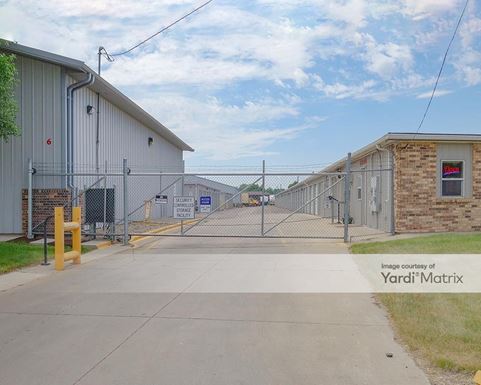 Source URL: https://cdnsc.rentcafe.com/dmslivecafe/3/1692968/1692968-1-5.jpg?width=-1&height=385&quality=80