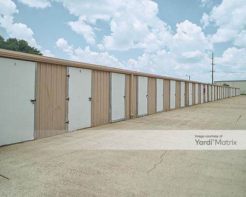 Source URL: https://cdnsc.rentcafe.com/dmslivecafe/3/1692970/1692970-1-4.jpg?width=-1&height=385&quality=80