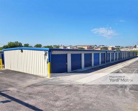 Source URL: https://cdnsc.rentcafe.com/dmslivecafe/3/1692974/1692974-1-3.jpg?width=-1&height=385&quality=80