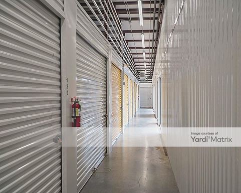 Source URL: https://cdnsc.rentcafe.com/dmslivecafe/3/1693000/1693000-1-5.jpg?width=-1&height=385&quality=80