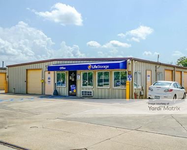 Storage Units for Rent available at 300 Westgate Road, Lafayette, LA 70506