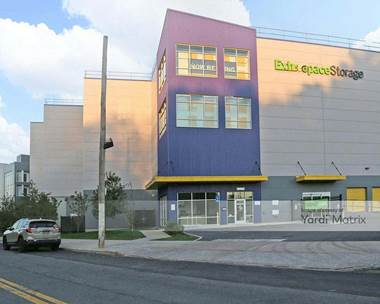 Storage Units for Rent available at 2636 Arthur Kill Road, Staten Island, NY 10309