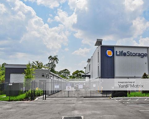 Source URL: https://cdnsc.rentcafe.com/dmslivecafe/3/1693061/1693061-1-4.jpg?width=-1&height=385&quality=80