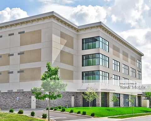 Source URL: https://cdnsc.rentcafe.com/dmslivecafe/3/1693092/1693092-1-5.jpg?width=-1&height=385&quality=80