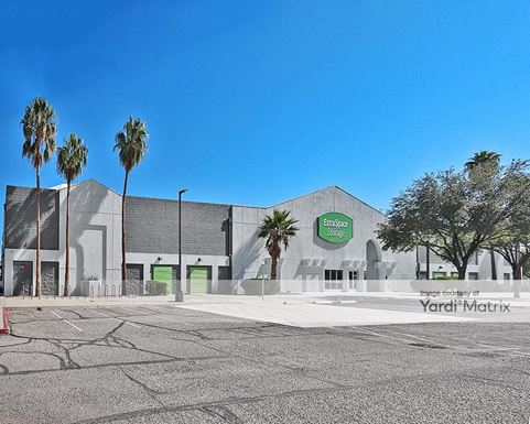 Source URL: https://cdnsc.rentcafe.com/dmslivecafe/3/1693114/1693114-1-2.jpg?width=-1&height=385&quality=80