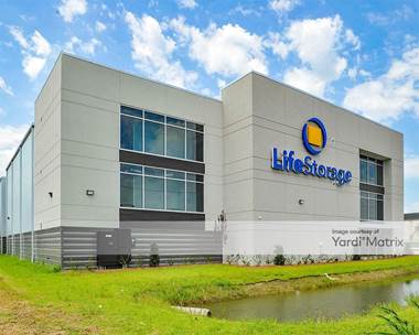 Storage Units for Rent available at 6539 Westbank Expwy, Marrero, LA 70072