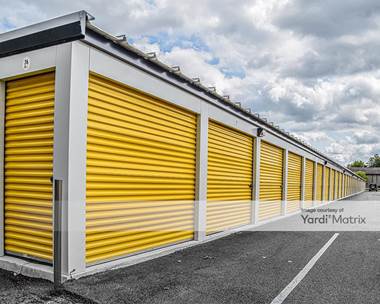 Storage Units for Rent available at 29250 Glenwood Road, Perrysburg, OH 43551