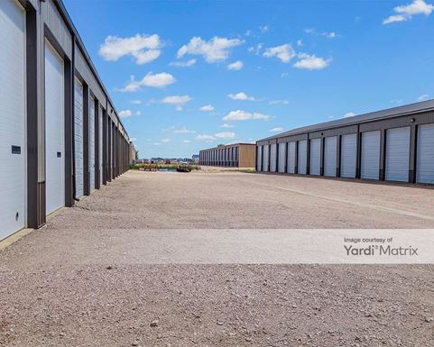 Source URL: https://cdnsc.rentcafe.com/dmslivecafe/3/1693180/1693180-1-3.jpg?width=-1&height=385&quality=80