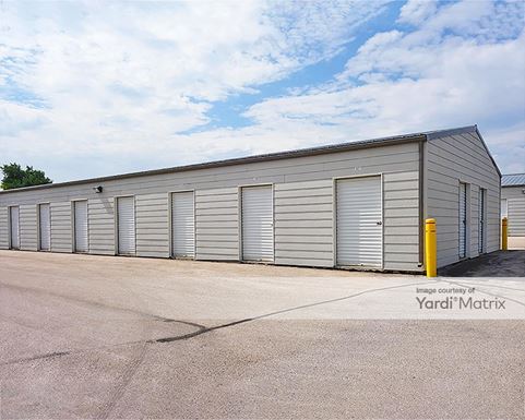 Source URL: https://cdnsc.rentcafe.com/dmslivecafe/3/1693205/1693205-1-2.jpg?width=-1&height=385&quality=80