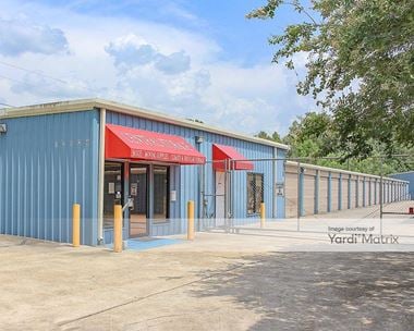 Storage Units for Rent available at 12526 Hooper Road, Baton Rouge, LA 70818