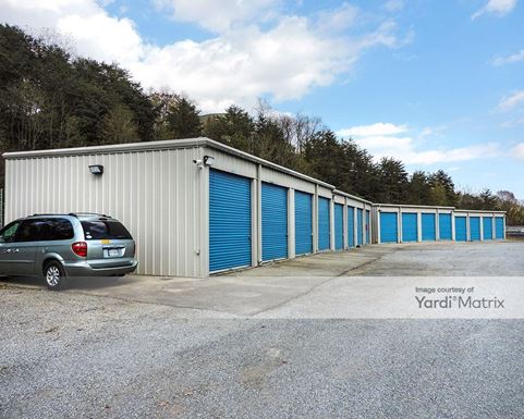 Source URL: https://cdnsc.rentcafe.com/dmslivecafe/3/1717429/1717429-1-4.jpg?width=-1&height=385&quality=80