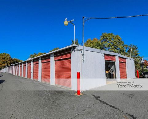 Source URL: https://cdnsc.rentcafe.com/dmslivecafe/3/1717434/1717434-1-2.jpg?width=-1&height=385&quality=80