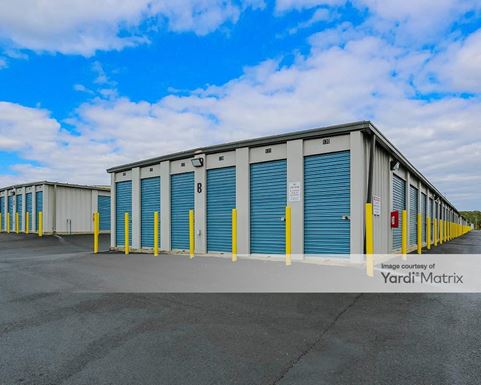 Source URL: https://cdnsc.rentcafe.com/dmslivecafe/3/1717444/1717444-1-2.jpg?width=-1&height=385&quality=80