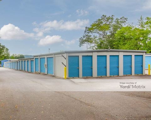 Source URL: https://cdnsc.rentcafe.com/dmslivecafe/3/1717448/1717448-1-3.jpg?width=-1&height=385&quality=80