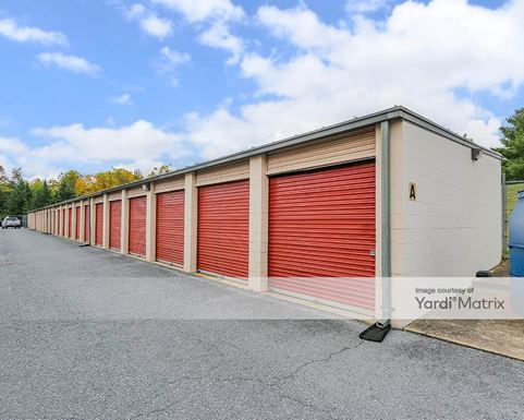 Source URL: https://cdnsc.rentcafe.com/dmslivecafe/3/1717454/1717454-1-5.jpg?width=-1&height=385&quality=80