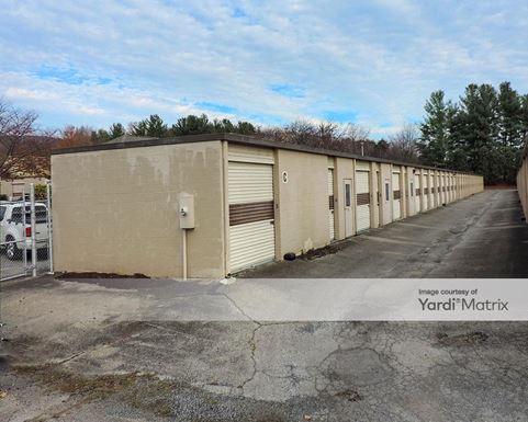 Source URL: https://cdnsc.rentcafe.com/dmslivecafe/3/1717455/1717455-1-3.jpg?width=-1&height=385&quality=80