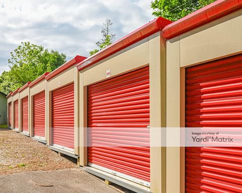 Source URL: https://cdnsc.rentcafe.com/dmslivecafe/3/1717486/1717486-1-5.jpg?width=-1&height=385&quality=80