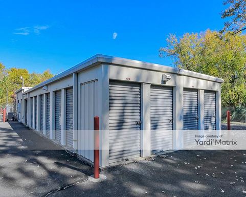 Source URL: https://cdnsc.rentcafe.com/dmslivecafe/3/1717487/1717487-1-2.jpg?width=-1&height=385&quality=80