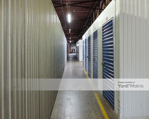 Source URL: https://cdnsc.rentcafe.com/dmslivecafe/3/1717496/1717496-1-6.jpg?width=-1&height=385&quality=80