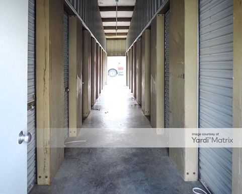 Source URL: https://cdnsc.rentcafe.com/dmslivecafe/3/1717515/1717515-1-5.jpg?width=-1&height=385&quality=80