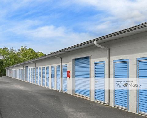 Source URL: https://cdnsc.rentcafe.com/dmslivecafe/3/1717518/1717518-1-5.jpg?width=-1&height=385&quality=80