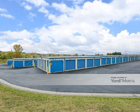 Source URL: https://cdnsc.rentcafe.com/dmslivecafe/3/1717552/1717552-1-5.jpg?width=-1&height=385&quality=80