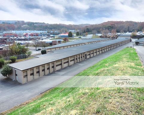 Source URL: https://cdnsc.rentcafe.com/dmslivecafe/3/1717560/1717560-1-4.jpg?width=-1&height=385&quality=80