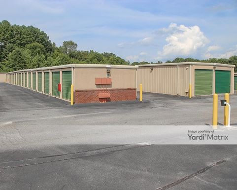 Source URL: https://cdnsc.rentcafe.com/dmslivecafe/3/1717565/1717565-1-3.jpg?width=-1&height=385&quality=80